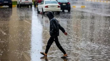 انخفاض ملموس في درجات الحرارة وغبار كثيف يهيمن على طقس مصر الجمعة مع أمطار متفرقة على السواحل الشمالية 1